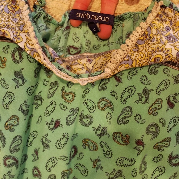 One piece - Picture 2 of 2